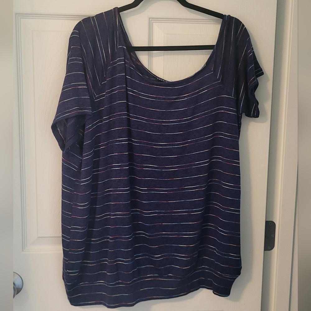 Torrid Blue and White Asymmetrical Short Sleeve Tee